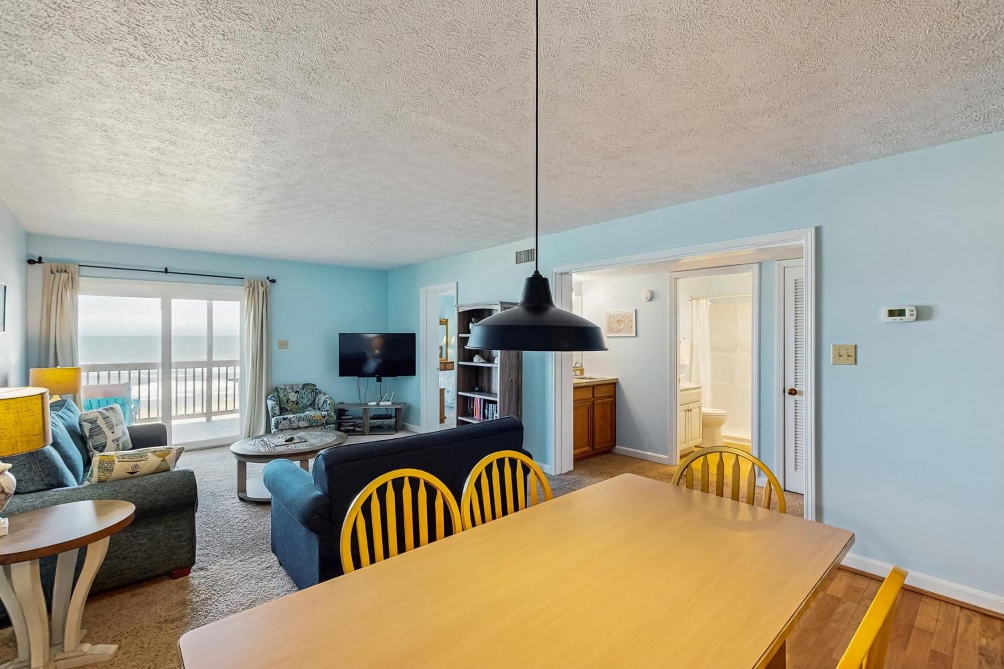 Skip 713 Rr Apartment *